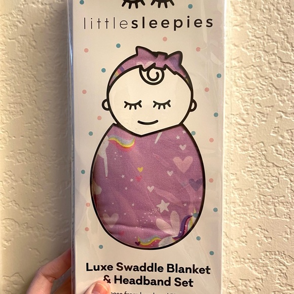 🦄NIB LS Swaddle Set🦄 - Picture 3 of 3